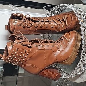 Michael kors boots